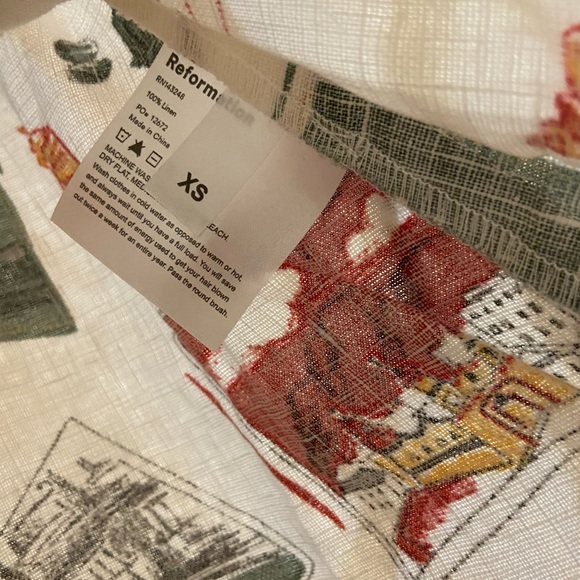 🍒NWT Reformation Carmelo Wrap Dress in Vacaciones - Picture 10 of 10